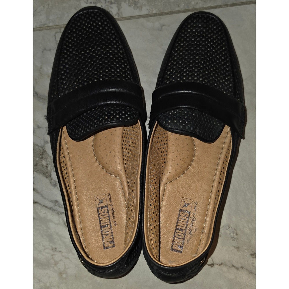 Pikolinos "Almeria' Black Perforated Leather Loafers 39 8-8.5 US Low Heel Shoes